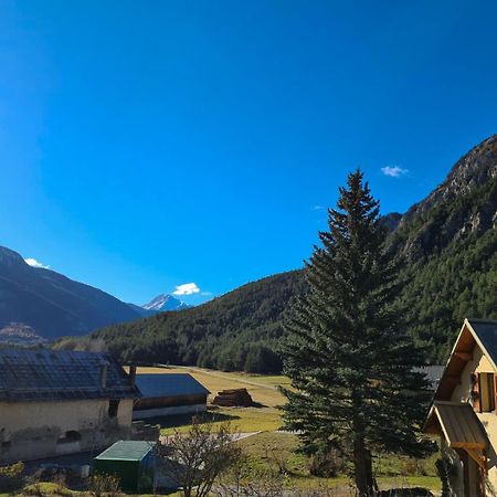 Bed And Breakfast Les Airelles Val-des-Pres Екстер'єр фото
