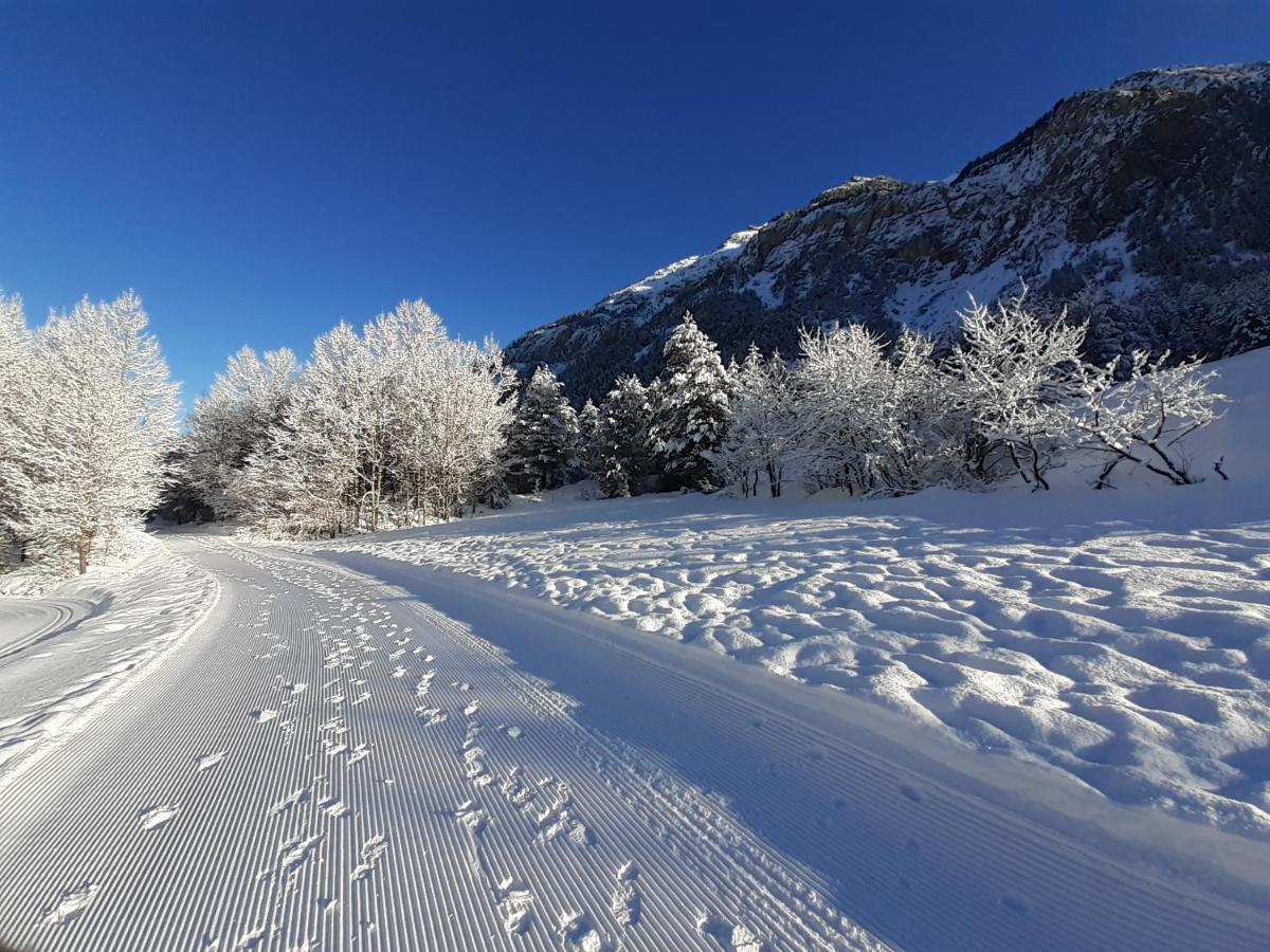 Bed And Breakfast Les Airelles Val-des-Pres Екстер'єр фото