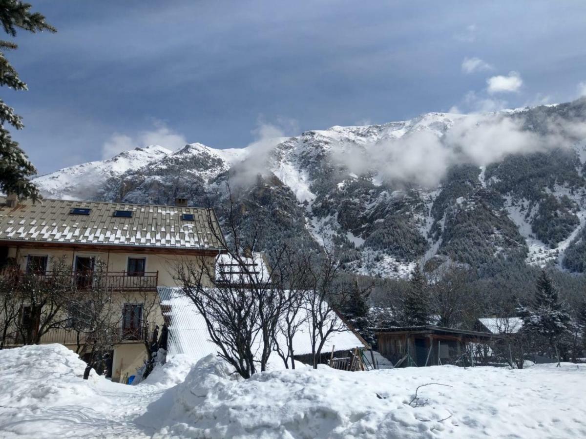 Bed And Breakfast Les Airelles Val-des-Pres Екстер'єр фото